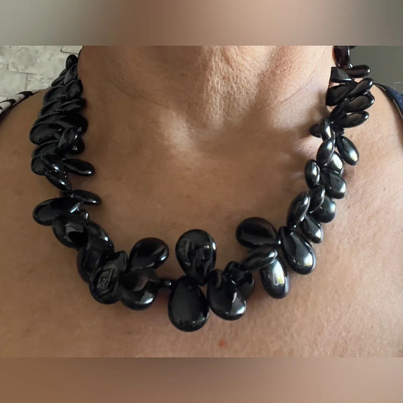 Black obsidian beaded necklace - Picture 5 of 5